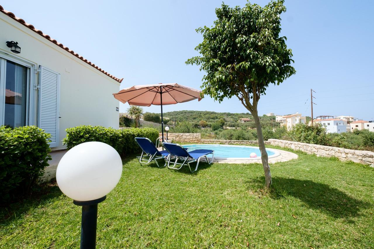 Chill And Relax In A Home With Pool Near The Beach Almirida Exterior foto